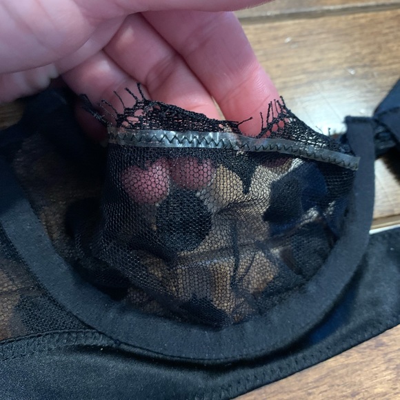 NWOT - VS Designer Collection Unlined Bra - Picture 9 of 9